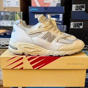 New Balance Made In USA 990v2 “Sea Salt” Men’s Size 12